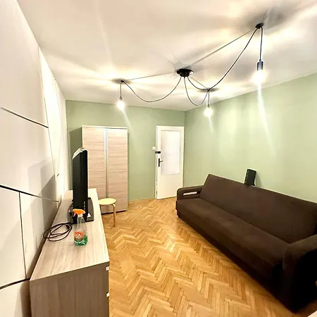 Intercontinental Escape Apartment *