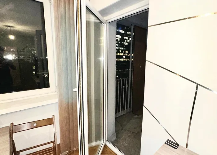 Intercontinental Escape * Warsaw