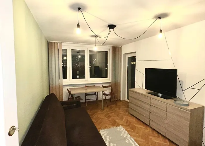 Intercontinental Escape * Warsaw